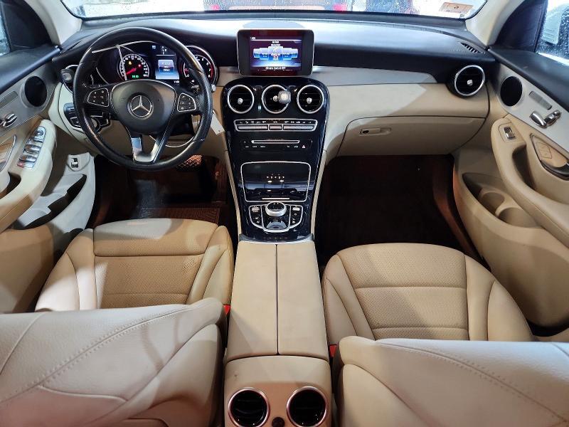 2017 MERCEDES BENZ GLC 300 4MATIC photo 3